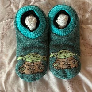 Green Baby Yoda Slipper Socks